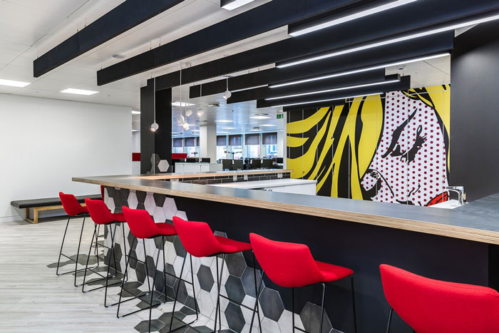 科技公司辦公室過道裝修設(shè)計效果圖