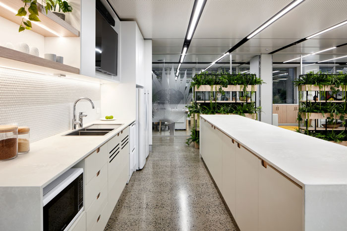 管理公司辦公室茶水間裝修設(shè)計(jì)效果圖