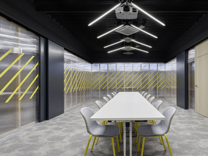 廠區(qū)辦公室會議室裝修設計效果圖
