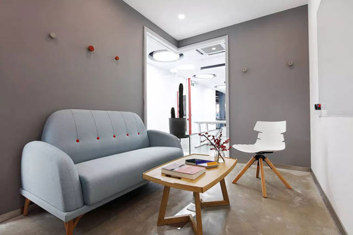 廢舊工廠改造辦公室洽談室裝修設計效果圖