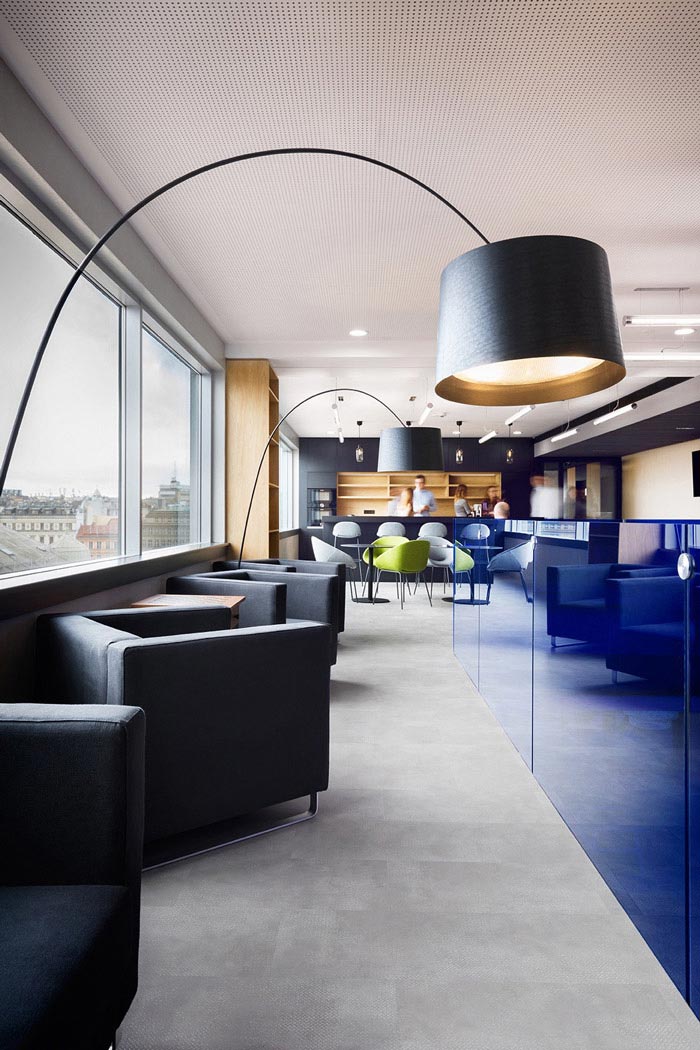 稅務公司休息區(qū)裝修設計效果圖